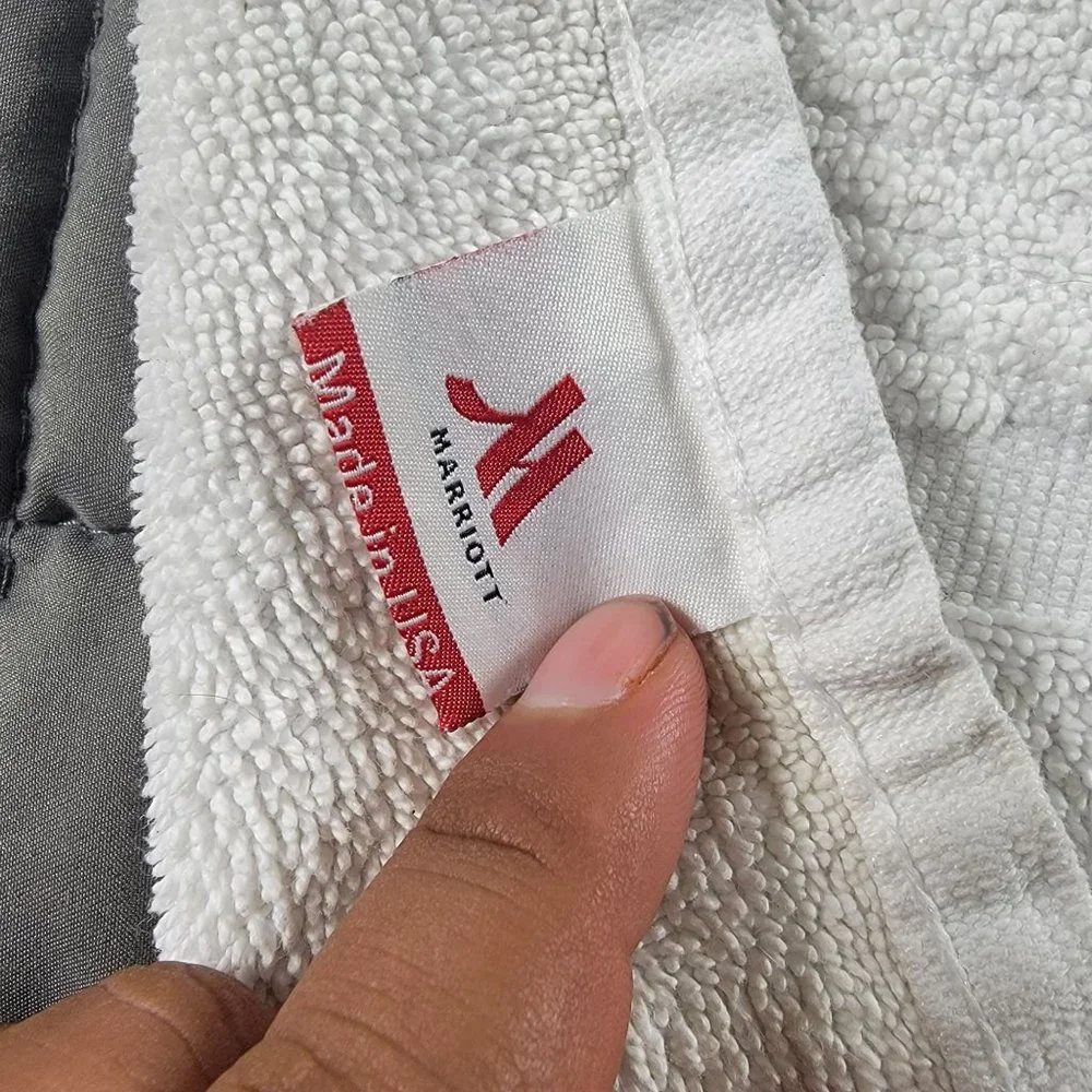 Marriott Hotel Exclusive White Dobby Cotton Hand Towel Made in USA